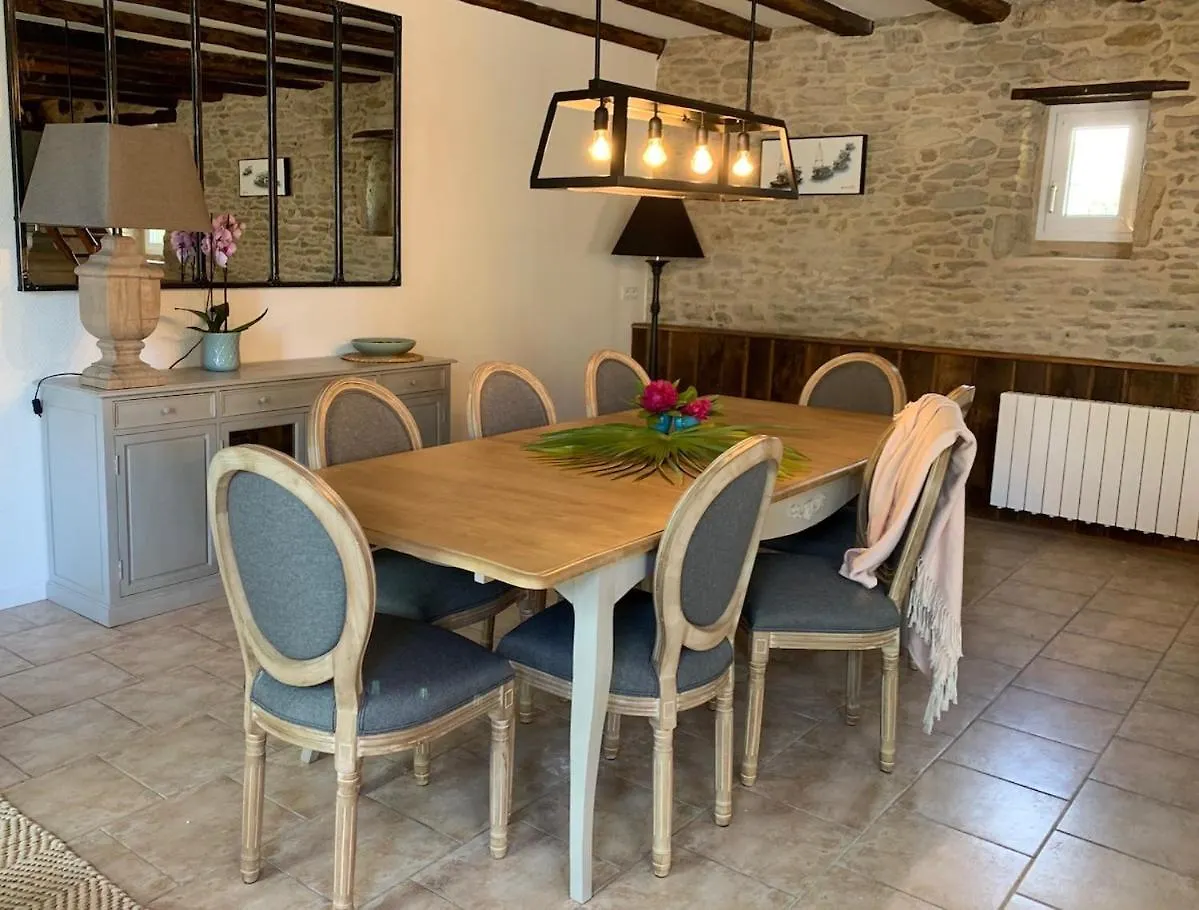 Apartamento Ferel Longere Near Beaches, 12 People, Heated Pool