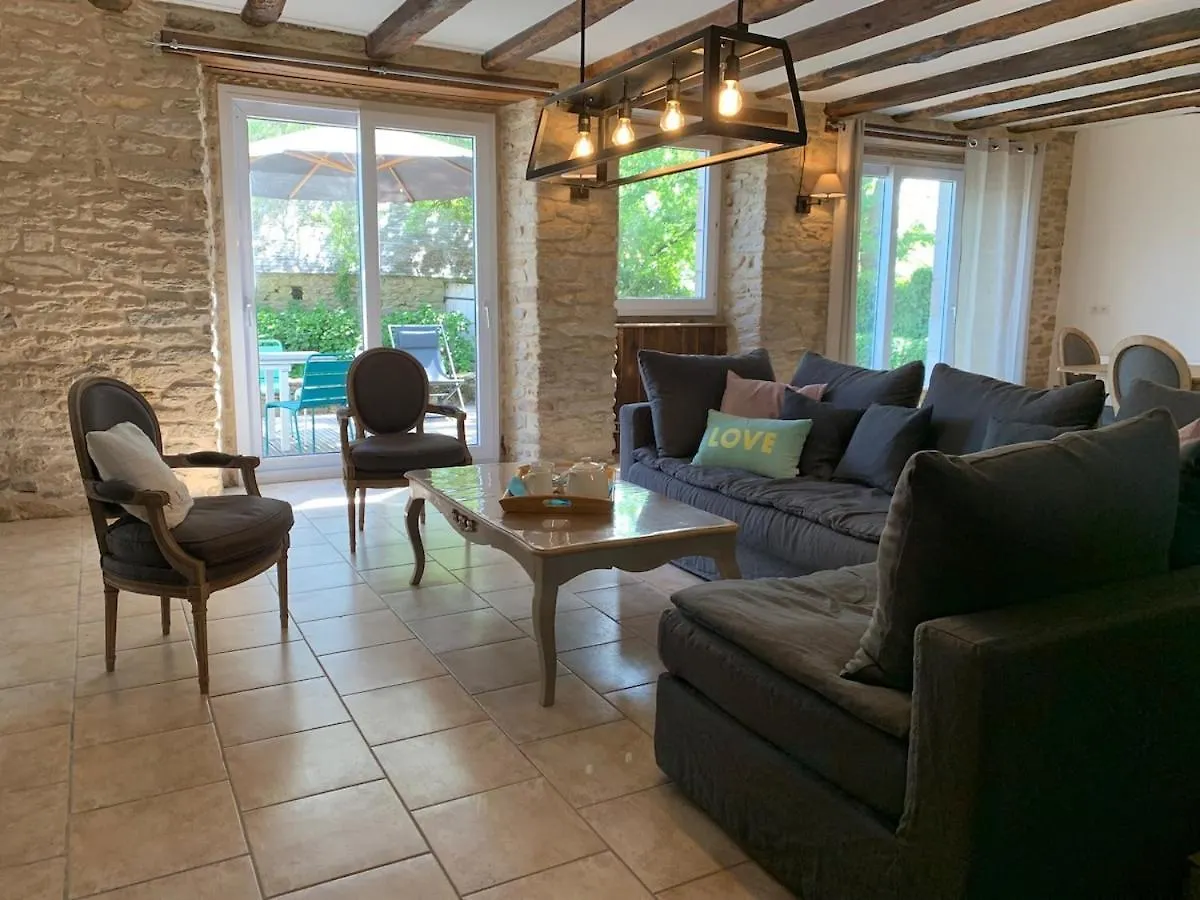 Apartamento Ferel Longere Near Beaches, 12 People, Heated Pool